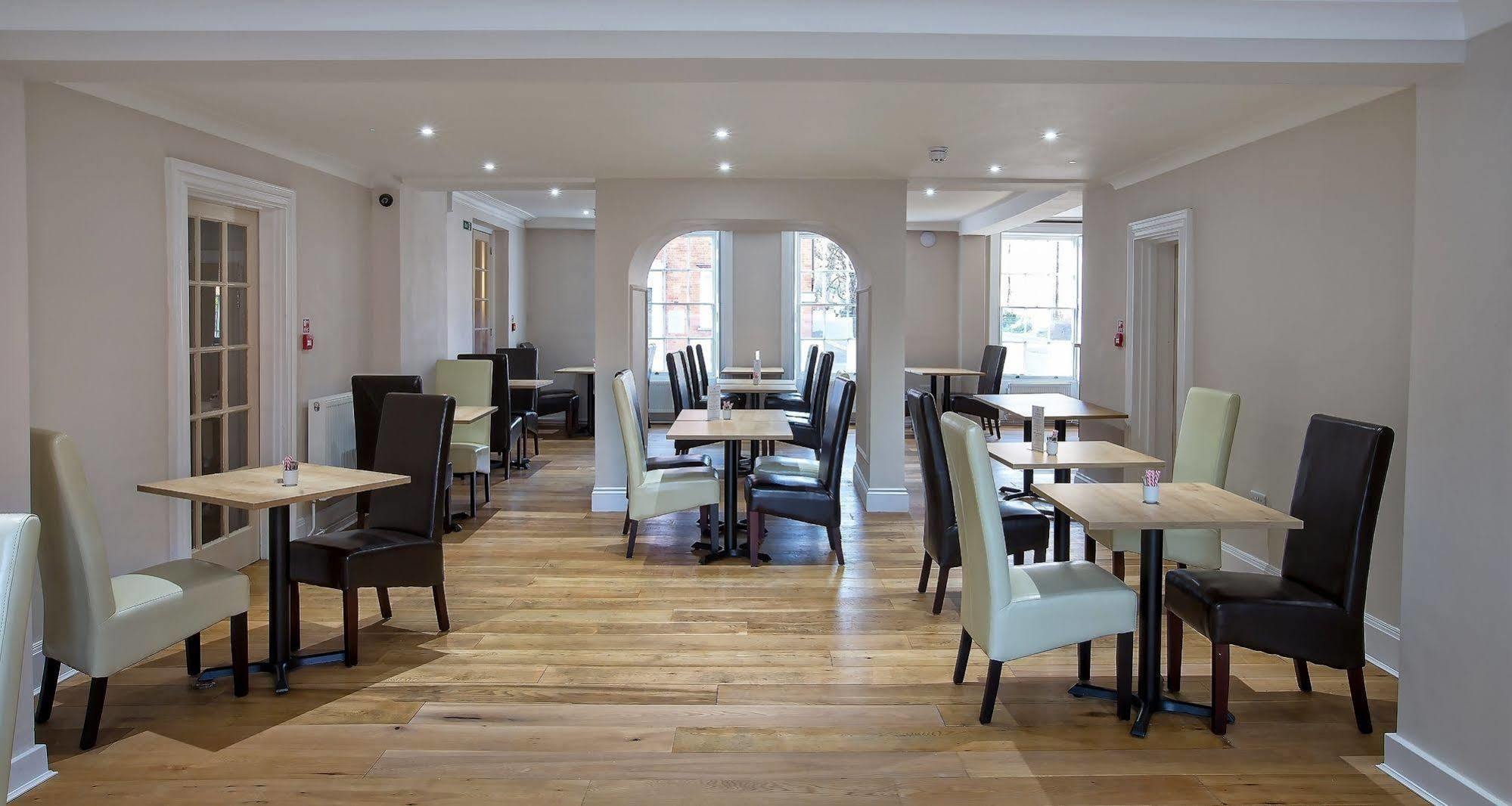 The Bishops Table Hotel Farnham  Exteriör bild